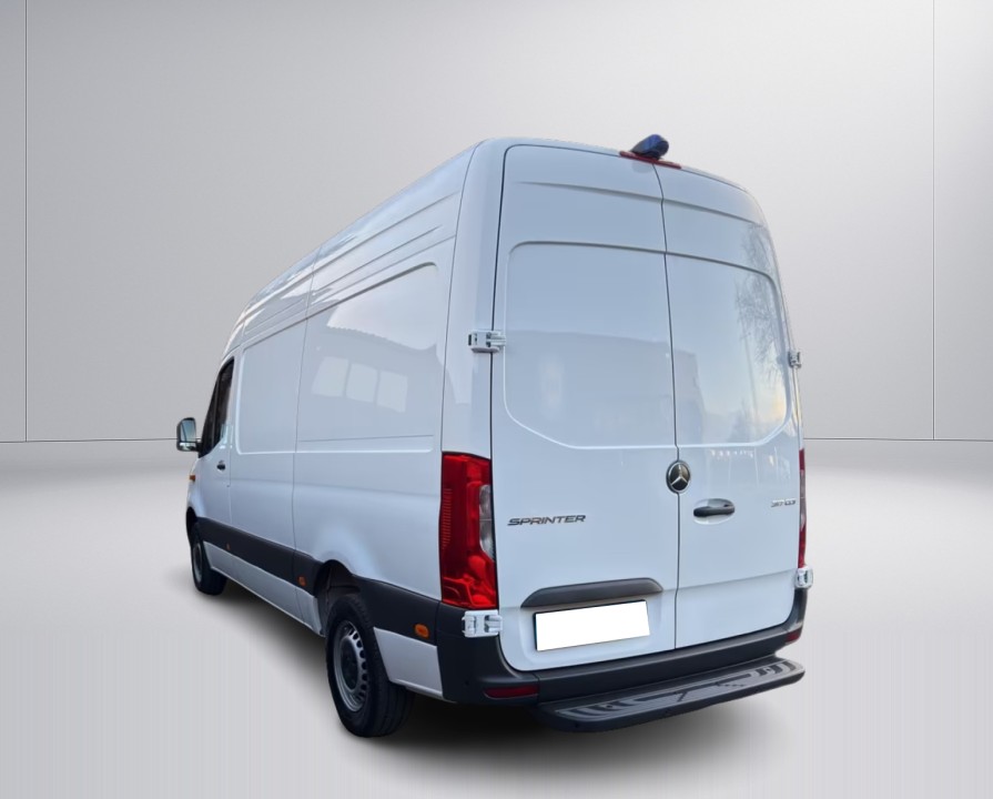 Mercedes-Benz Sprinter 317 CDI (5)
