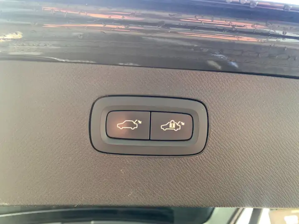 Volvo XC 90 Inscription Plug-In Hybrid AWD - foto 13