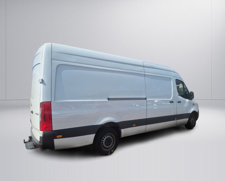 Mercedes-Benz Sprinter (2)
