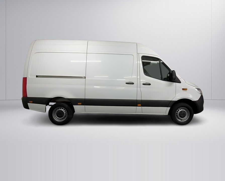 Mercedes-Benz Sprinter (2)