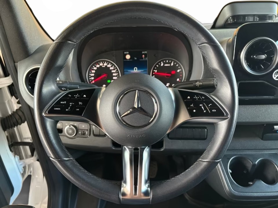 Mercedes-Benz Sprinter - foto 13