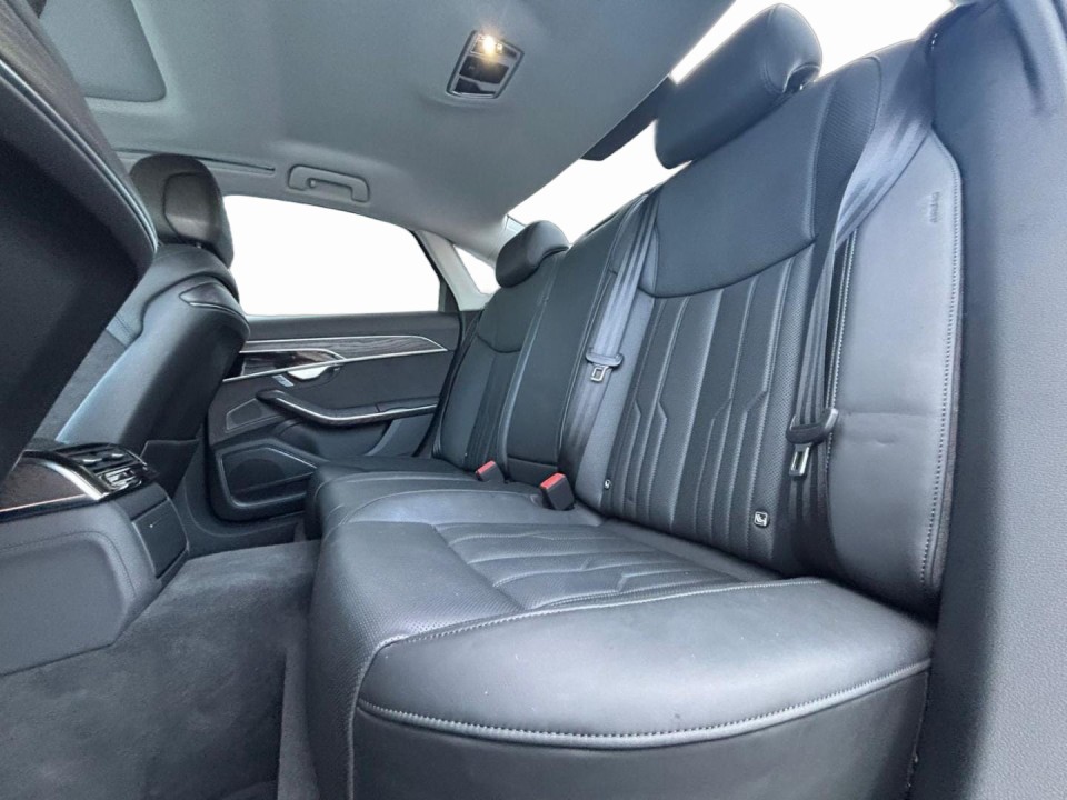Audi A8 60 TFSIe quattro tiptronic - foto 7