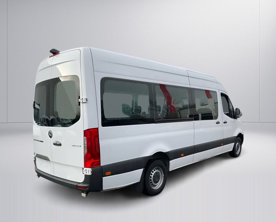 Mercedes-Benz Sprinter (2)