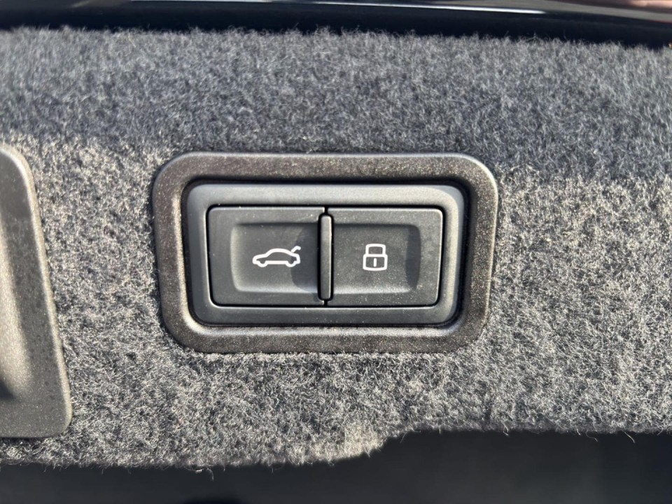 Audi A8 50TDI quattro tiptronic - foto 13
