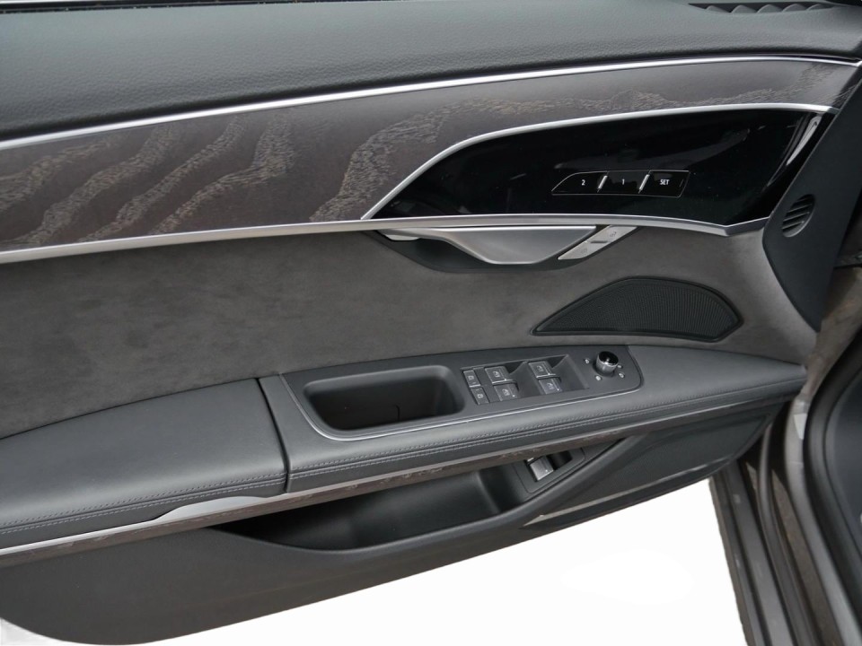 Audi A8 60 TFSIe quattro tiptronic - foto 18