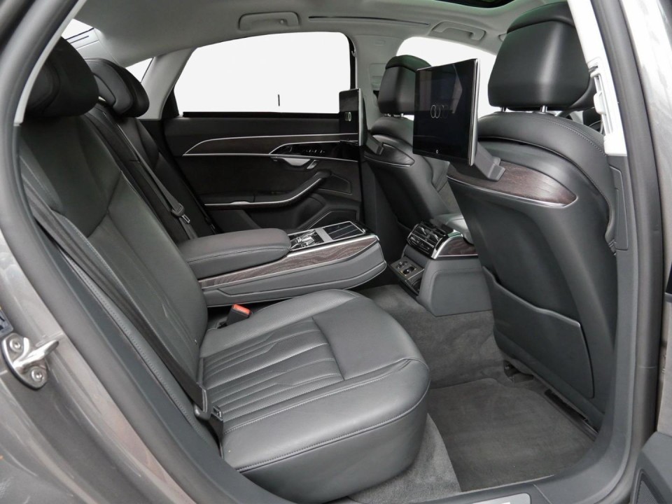 Audi A8 60 TFSIe quattro tiptronic (4)