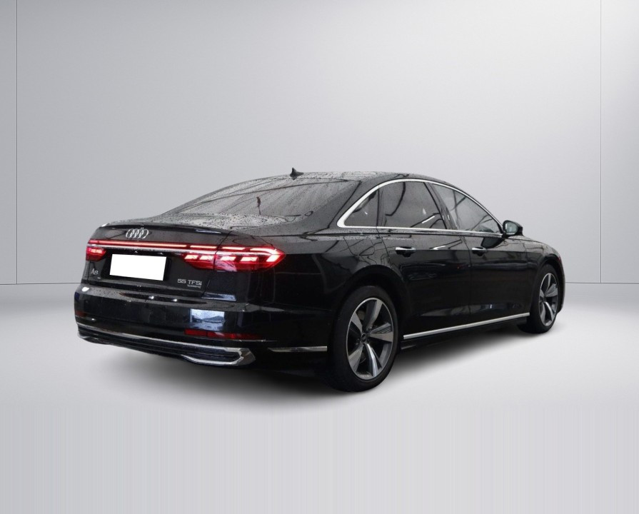 Audi A8 55 TFSI Quattro Tiptronic (2)