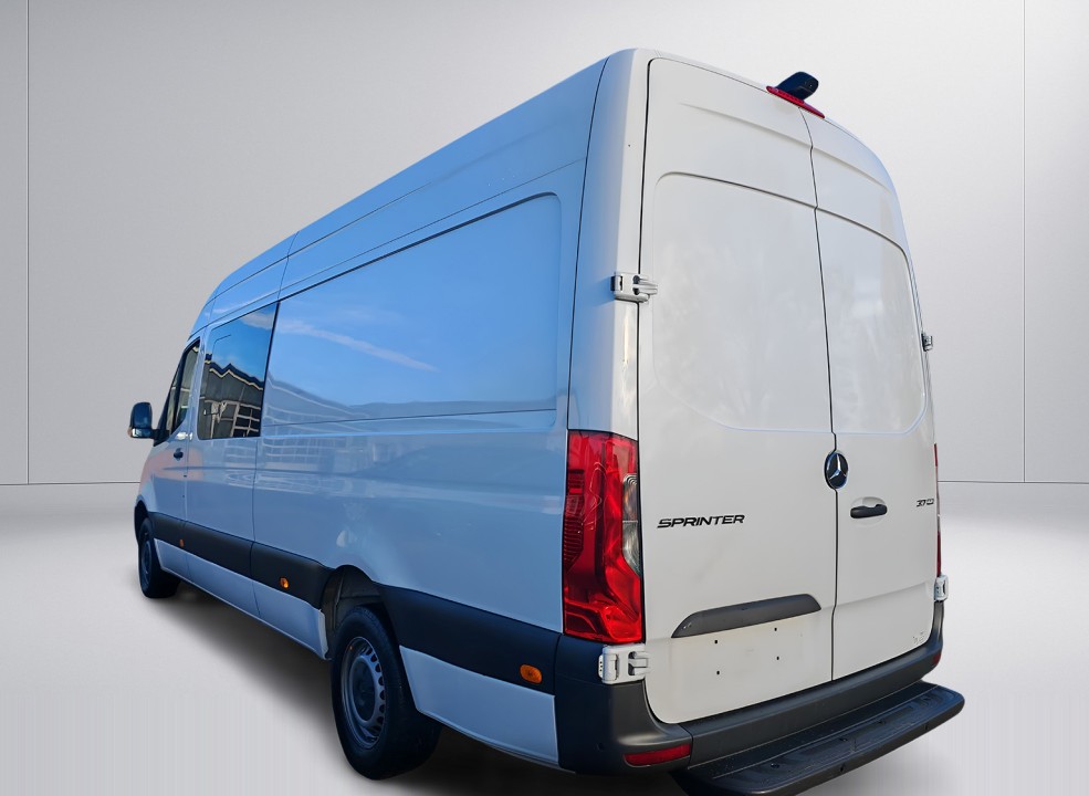 Mercedes-Benz Sprinter (4)