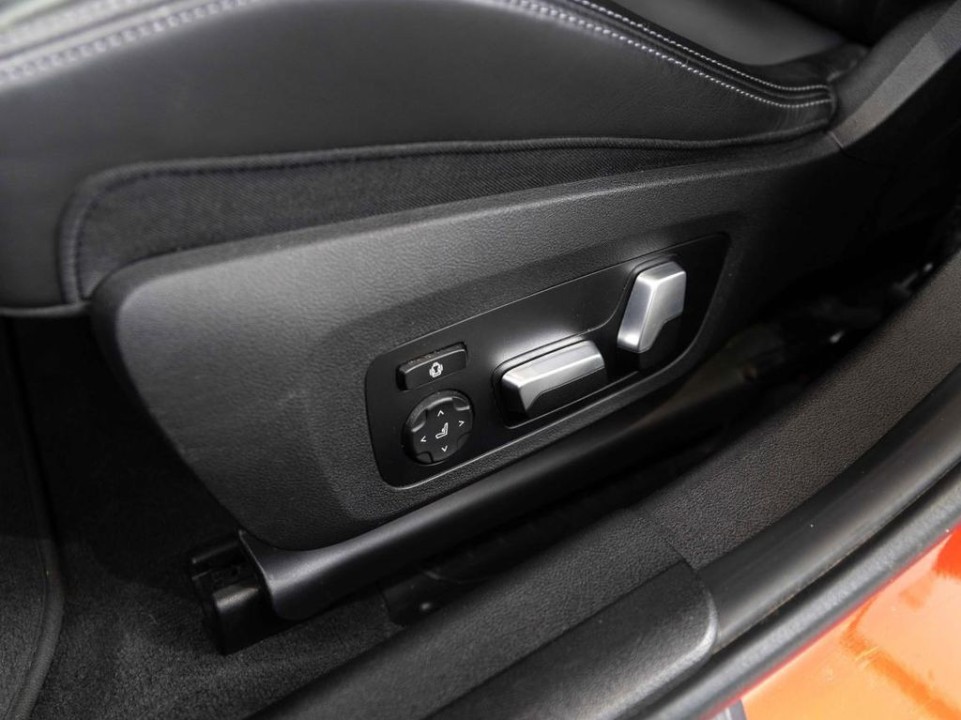 BMW M3 Competition xDrive - foto 14