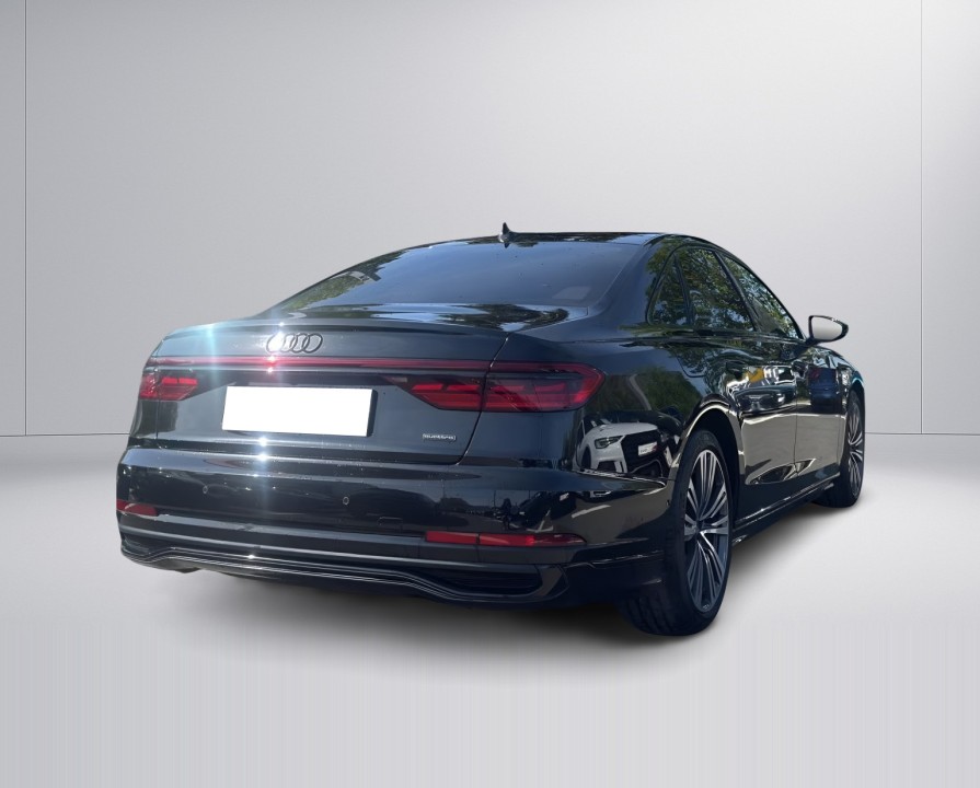Audi A8 55TFSI quattro tiptronic (2)