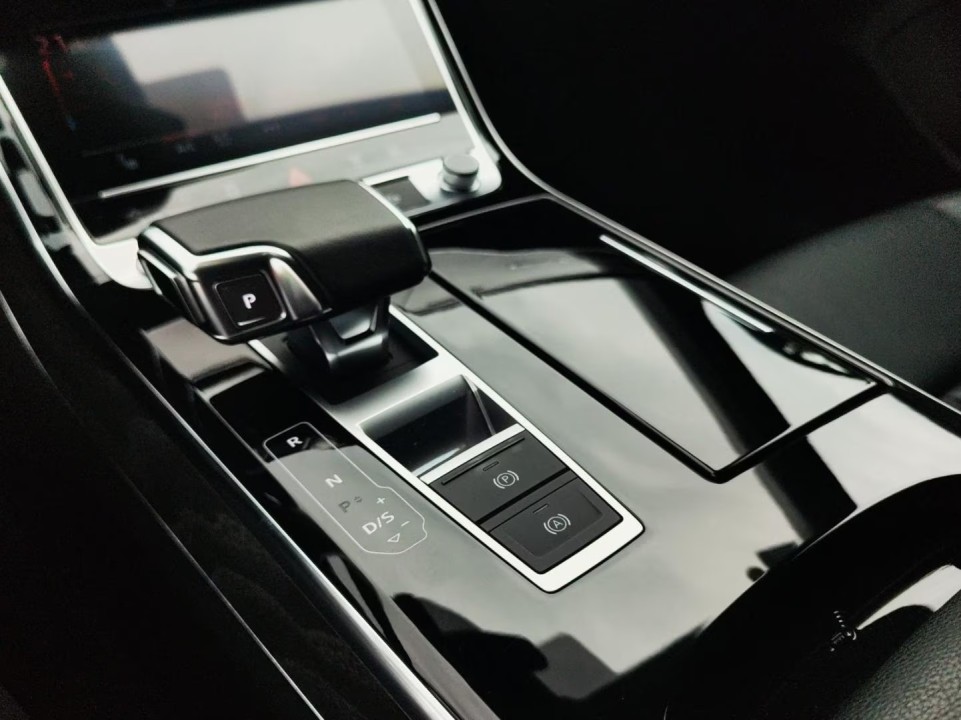 Audi A8 50TDI quattro tiptronic - foto 6