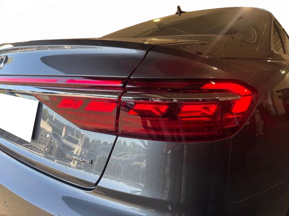 Audi A8 50 TDI Quattro Tiptronic - foto 21