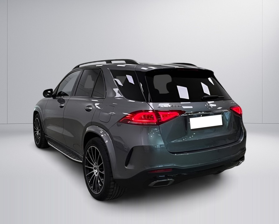 Mercedes-Benz GLE 350de 4MATIC AMG (5)