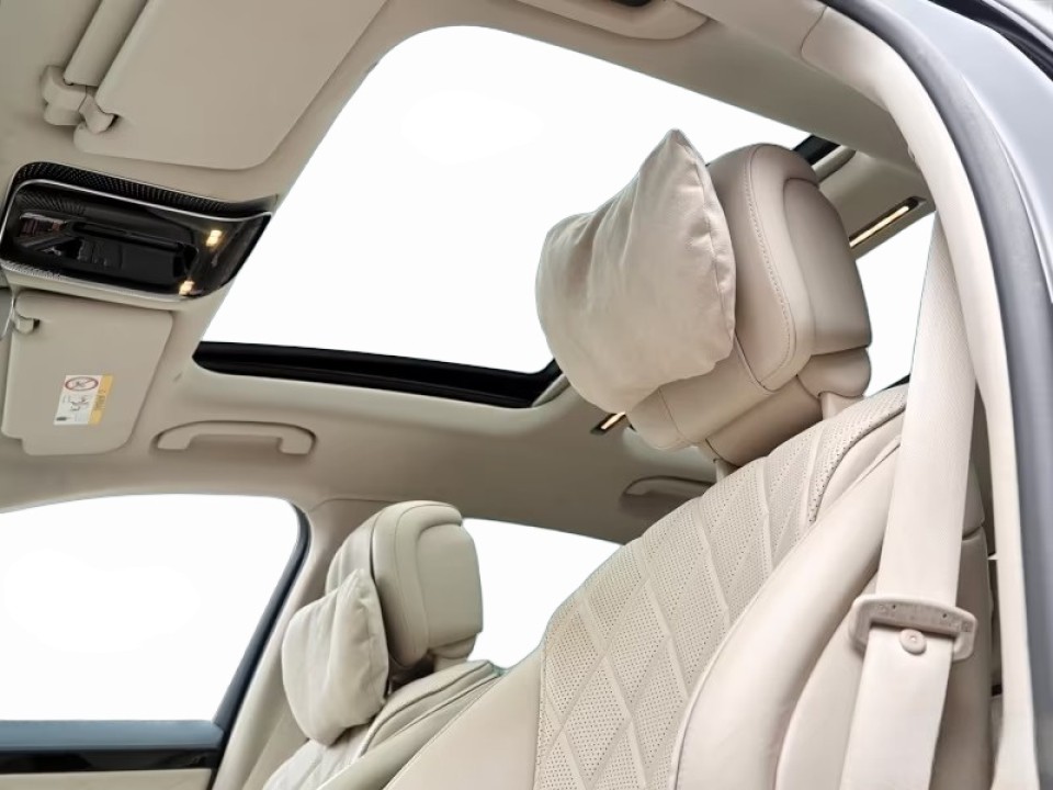Mercedes-Benz S Maybach 580e AMG - foto 14