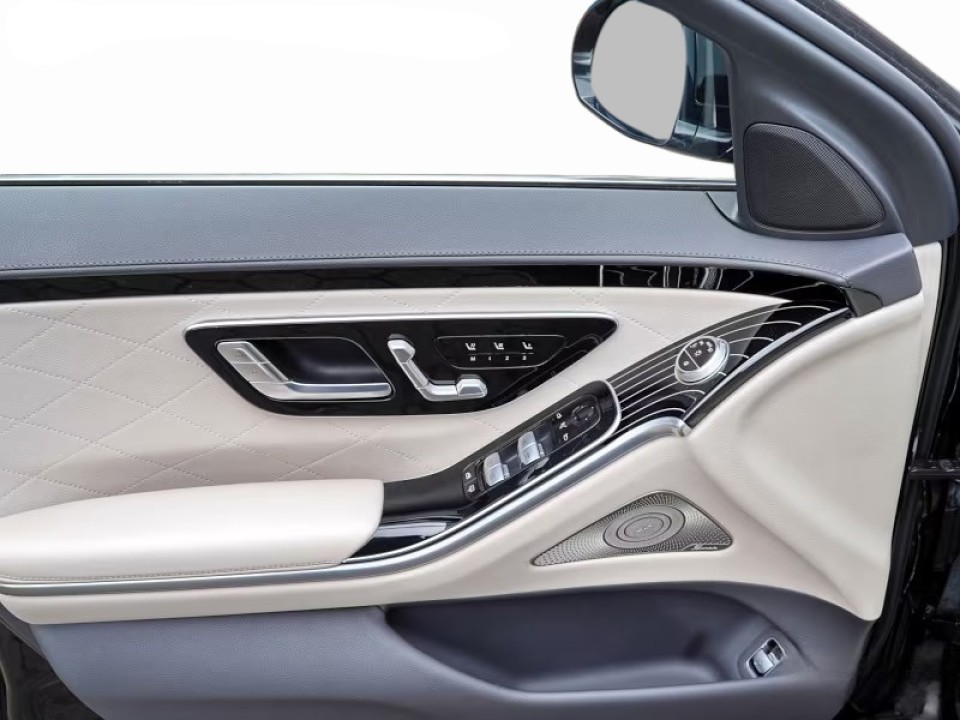 Mercedes-Benz S Maybach 580e AMG - foto 15