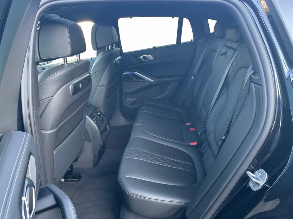 BMW X6 M60i xDrive - foto 6
