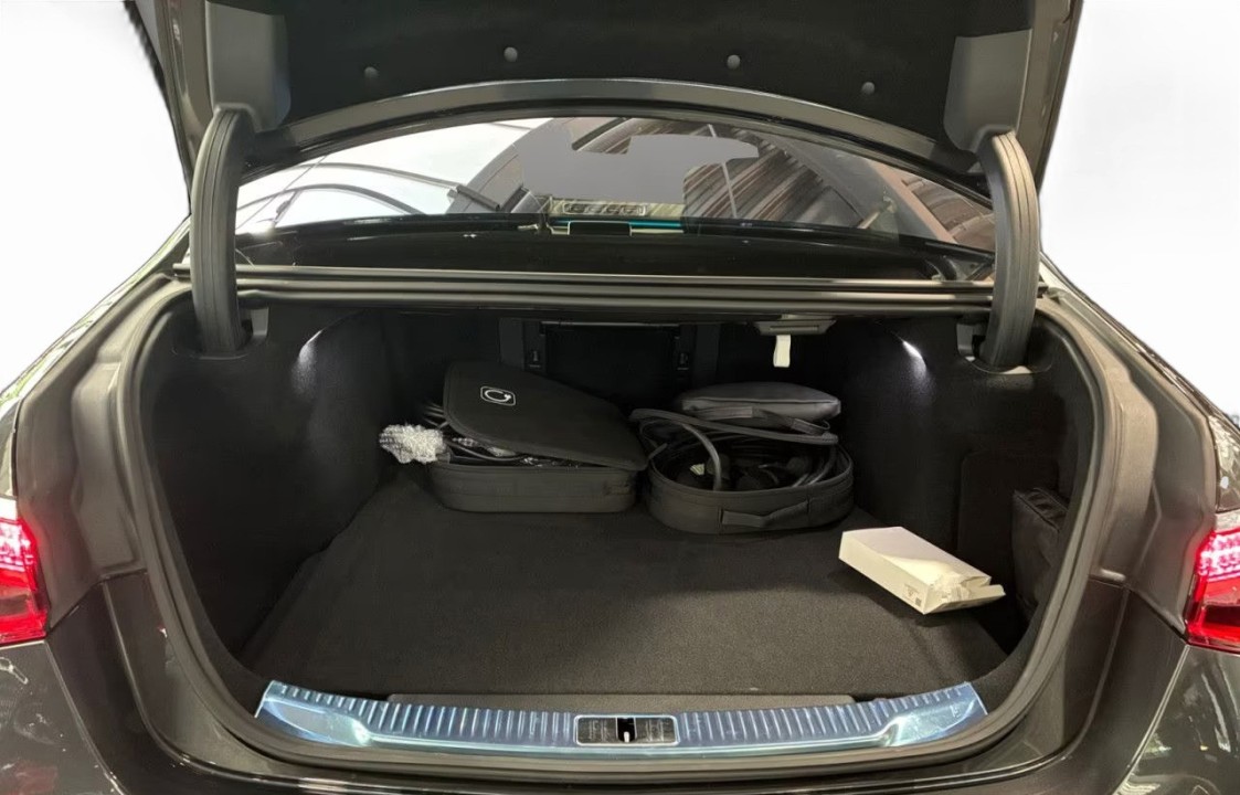 Mercedes-Benz S 580e AMG - foto 13