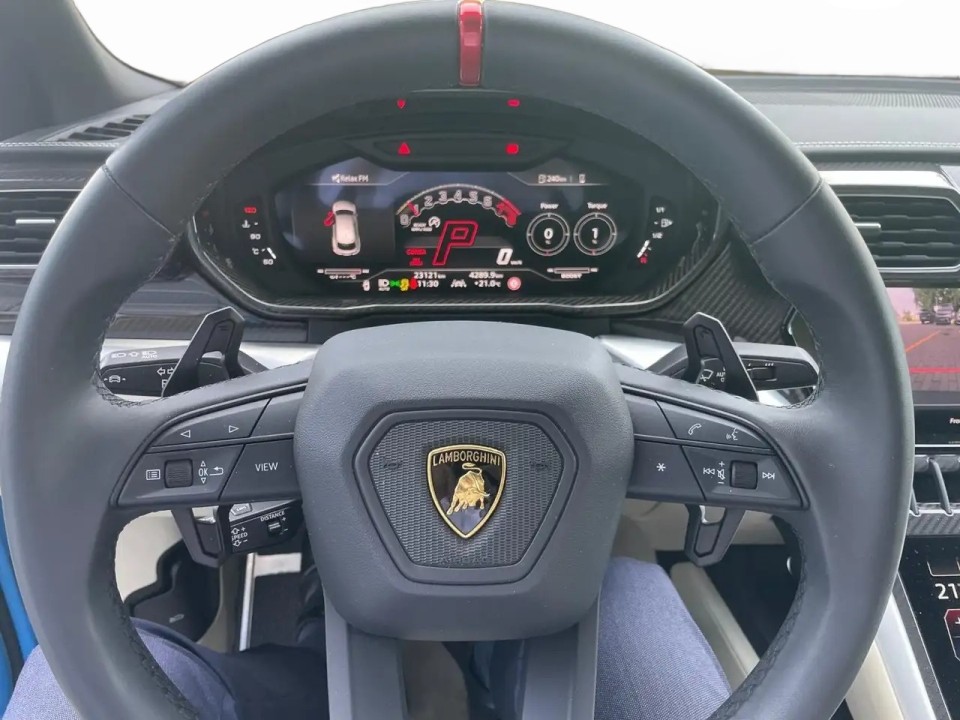 Lamborghini URUS - foto 6