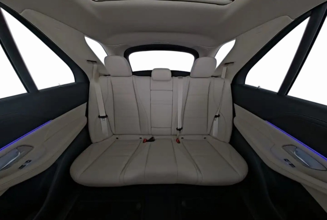 Mercedes-Benz GLE 450 4MATIC AMG (4)