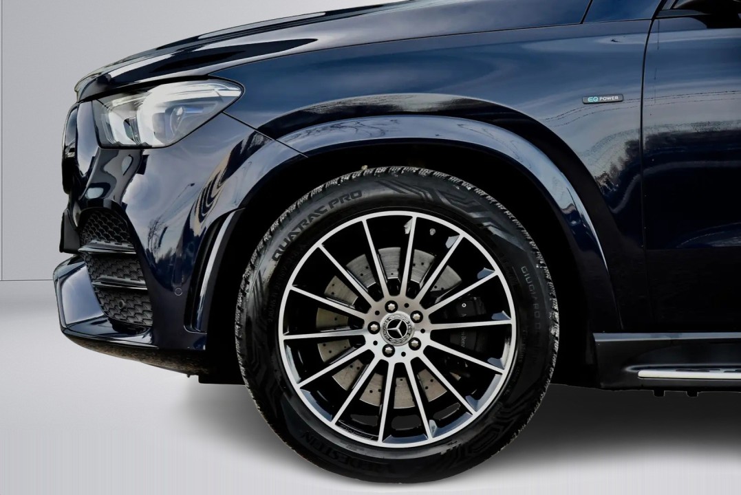 Mercedes-Benz GLE Coupé 350de 4MATIC AMG - foto 30