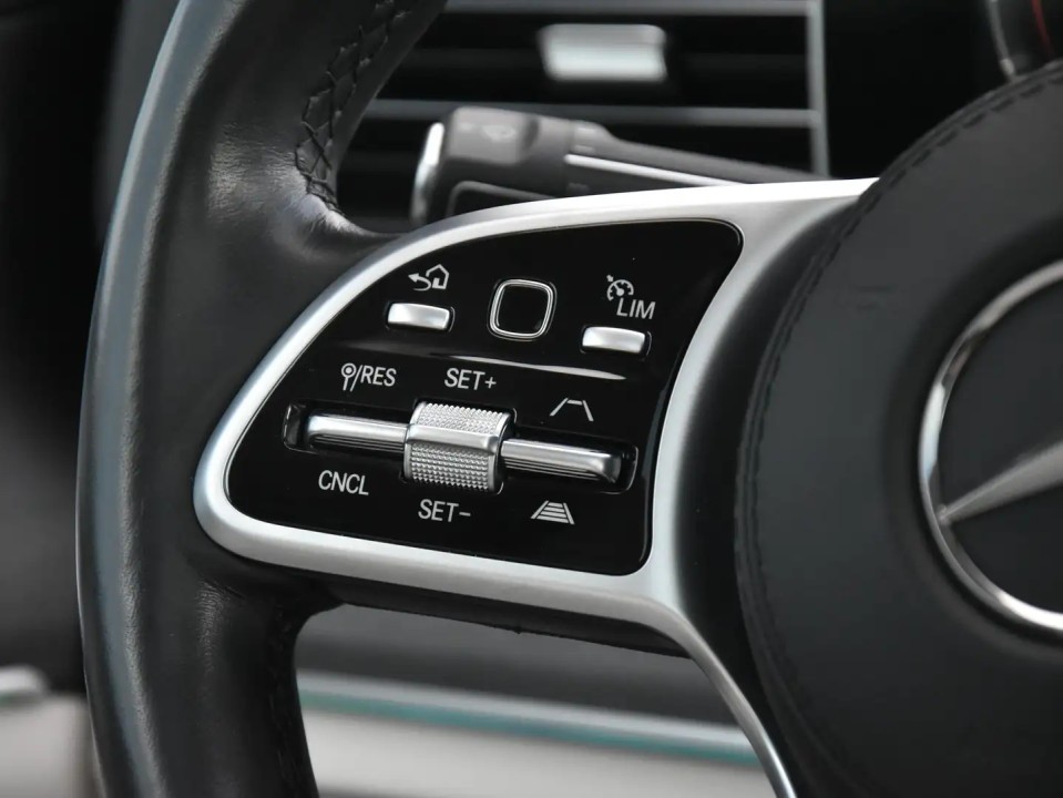 Mercedes-Benz GLE Coupé 350de 4MATIC AMG - foto 13