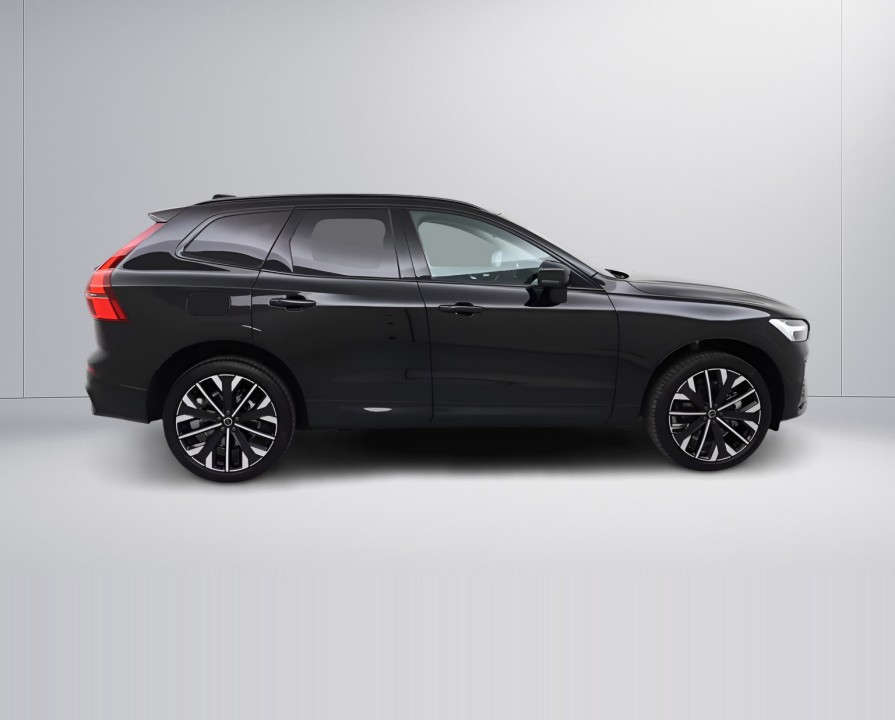 Volvo XC 60 B5 Ultra Dark (2)