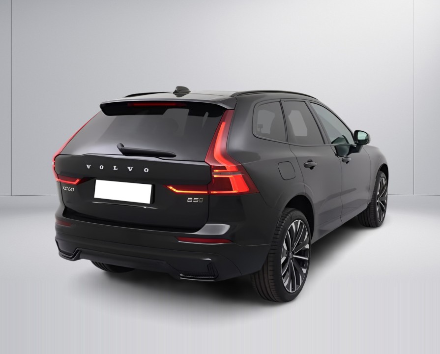 Volvo XC 60 B5 Ultra Dark (3)