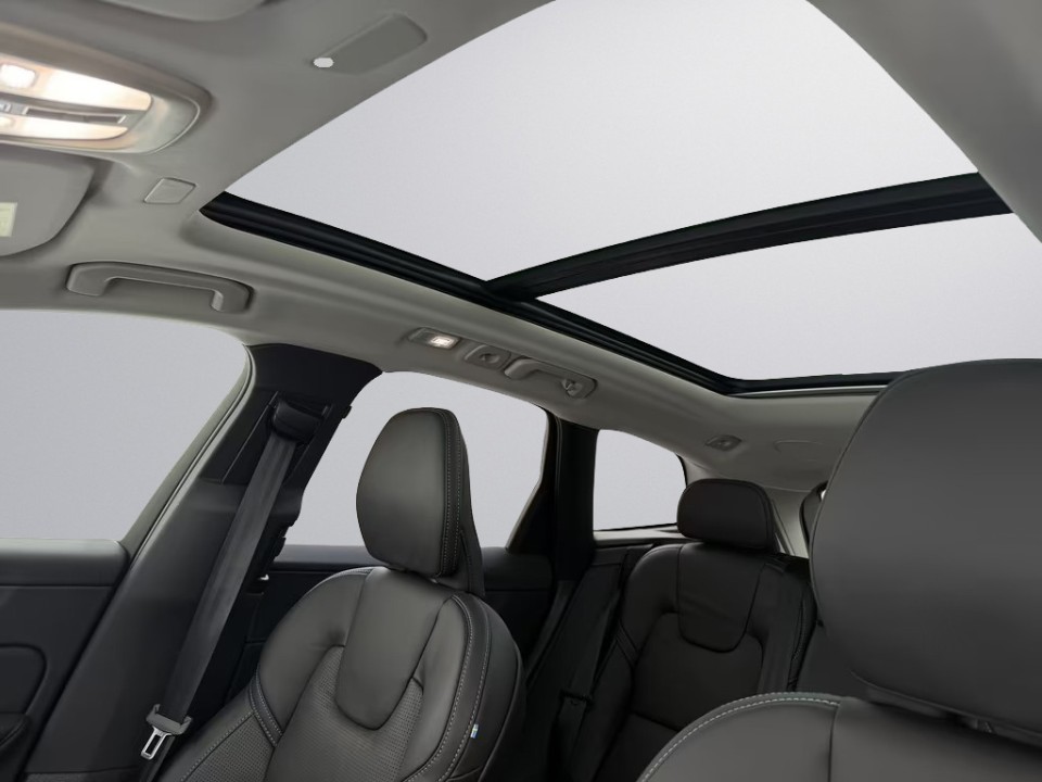 Volvo XC 60 B5 Ultra Dark - foto 16