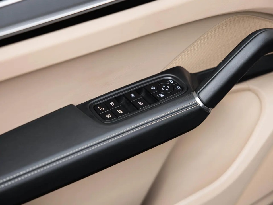 Porsche Cayenne E-Hybrid Platinum Edition - foto 28