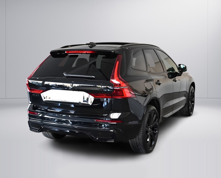 Volvo XC 60 Plus Black Edition (3)