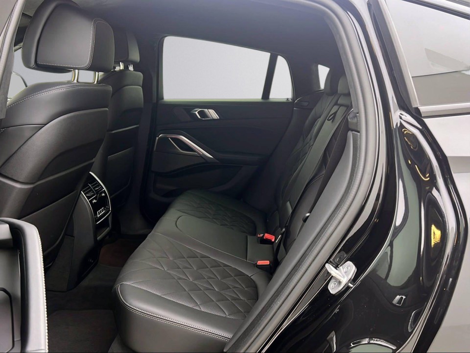 BMW X6 xDrive30d - foto 9