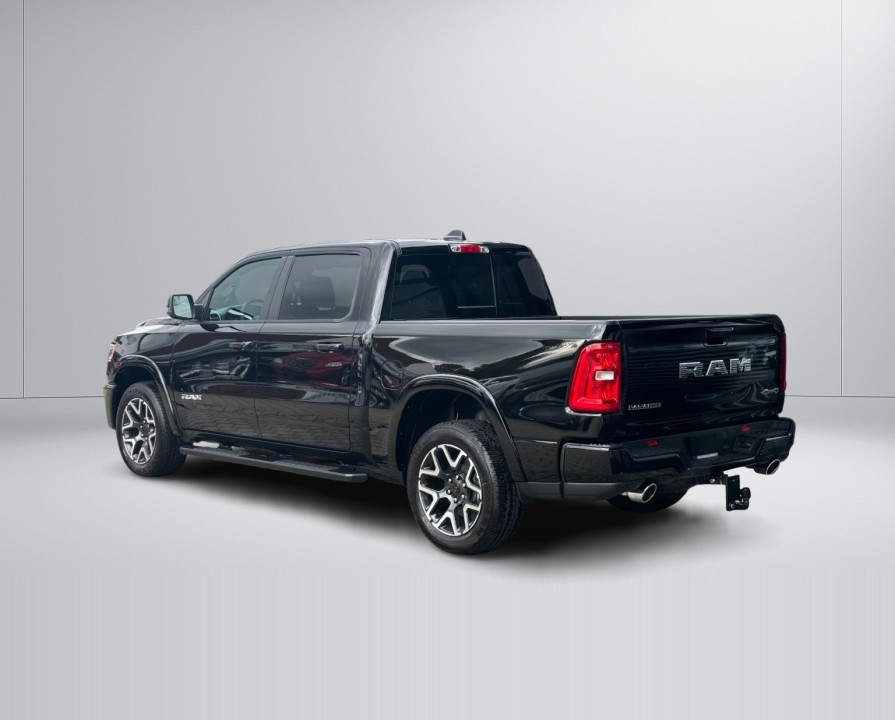 Dodge RAM 1500 Laramie Sport - foto 6