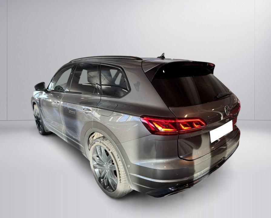 Volkswagen Touareg (4)