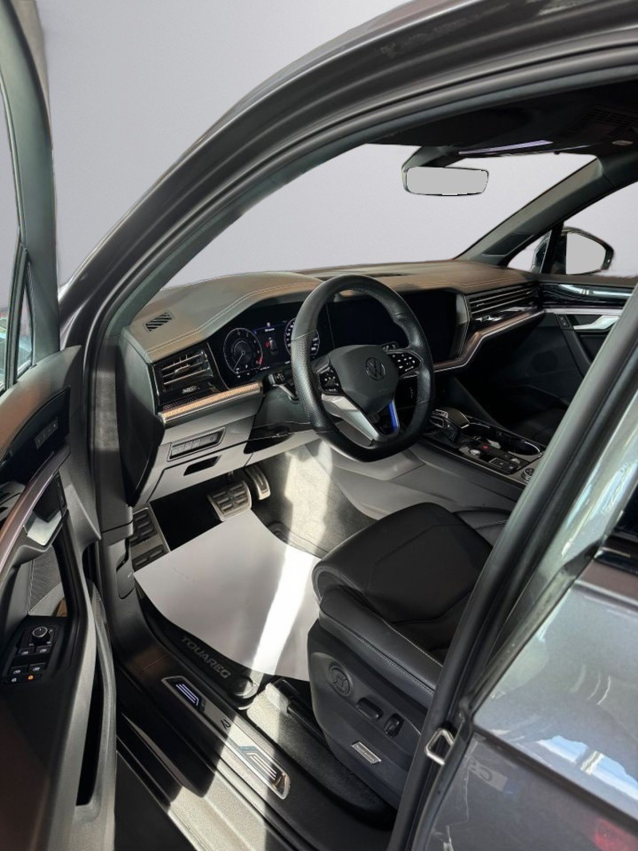 Volkswagen Touareg (5)