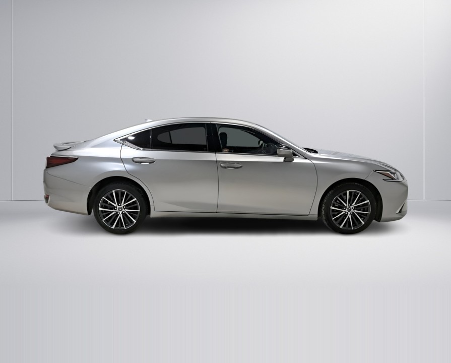 Lexus Seria ES 300h (2)