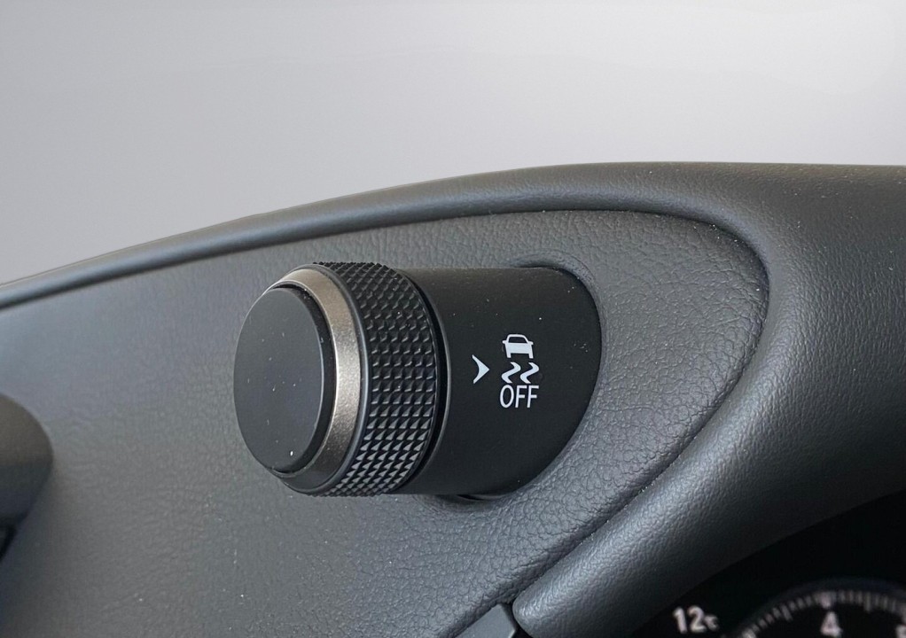 Lexus Seria ES 300h Business Edition - foto 28