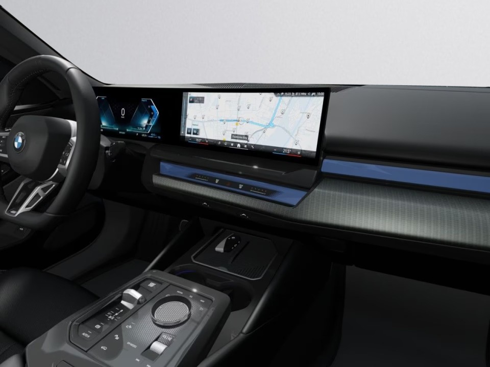 BMW Seria 5 530e M-Sport (4)