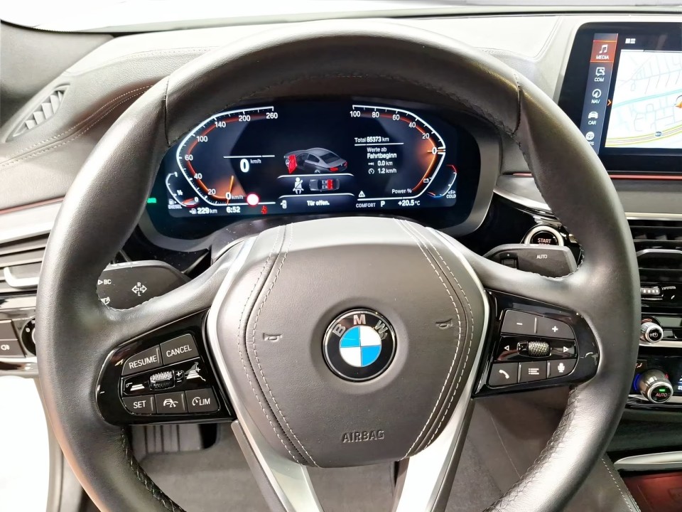BMW Seria 5 530d xDrive (4)