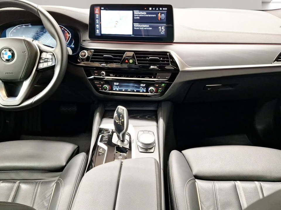 BMW Seria 5 530d xDrive - foto 6