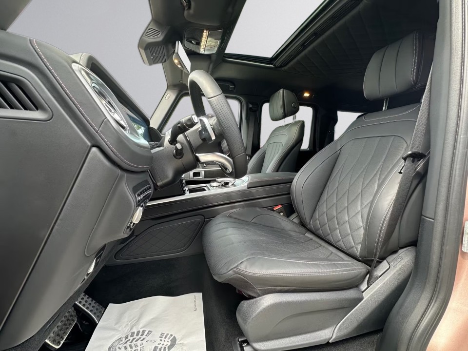 Mercedes-Benz G 500 - foto 11