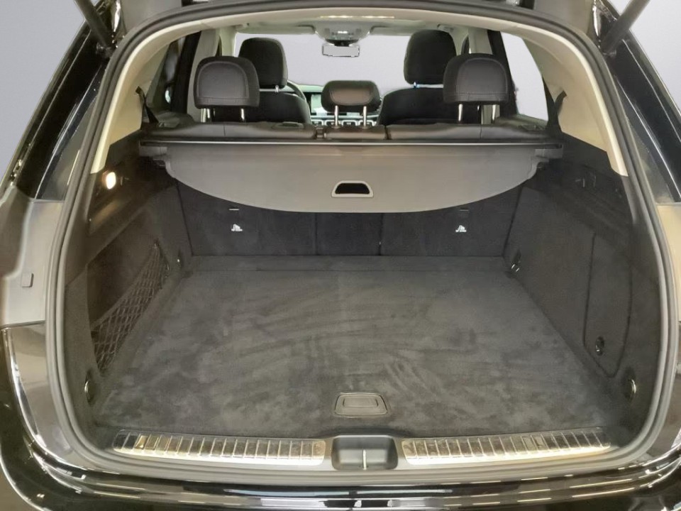 Mercedes-Benz GLE 400d 4MATIC AMG - foto 19