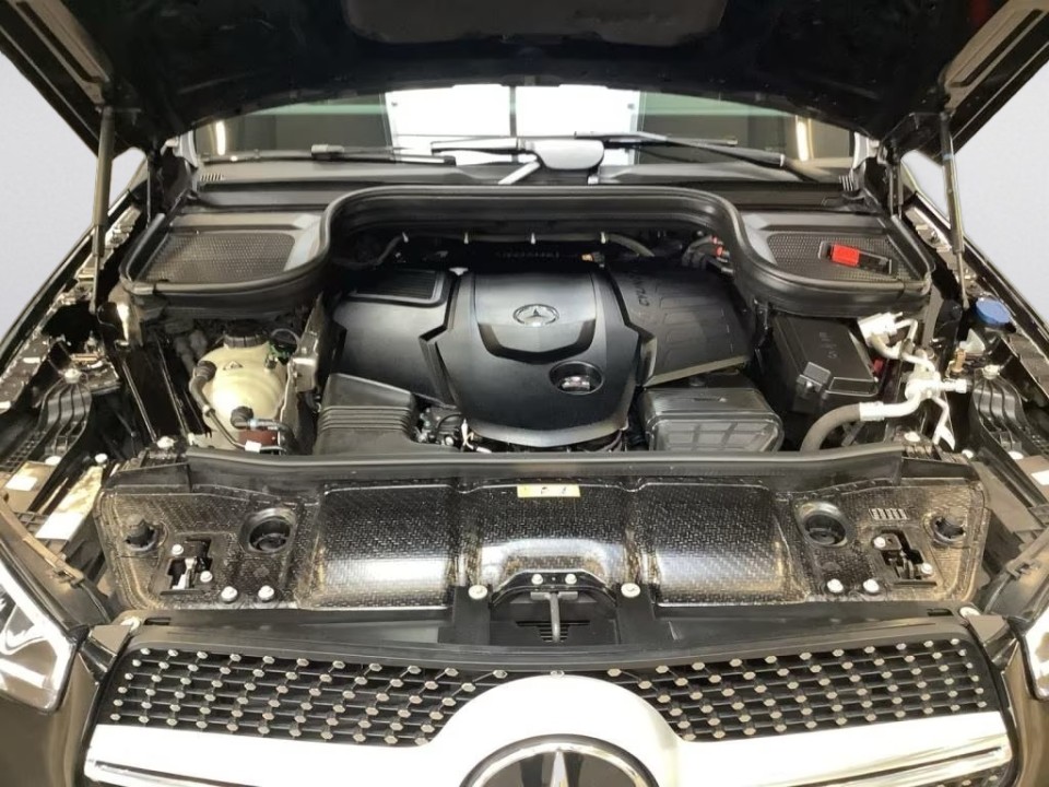 Mercedes-Benz GLE 400d 4MATIC AMG - foto 18