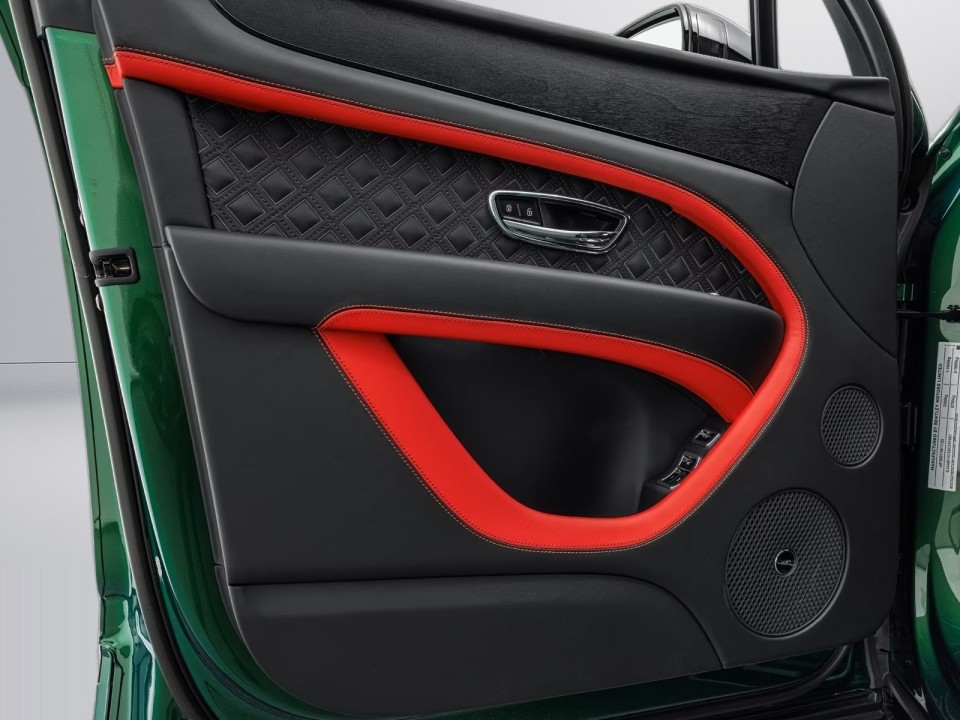 BENTLEY Bentayga 0 — imagine 19