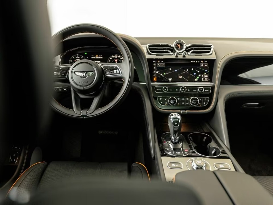 Bentley Bentayga - foto 8