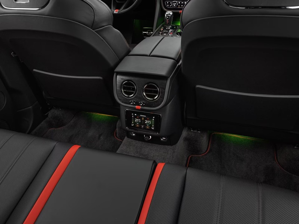 Bentley Bentayga - foto 17