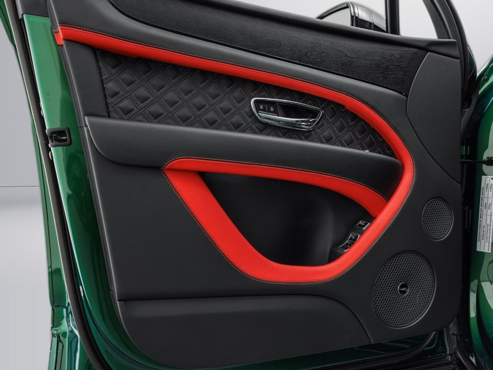 Bentley Bentayga - foto 29