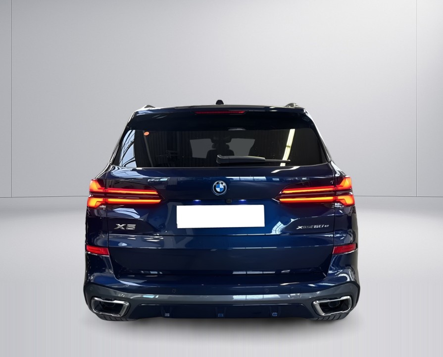 BMW X5 xDrive50e (4)
