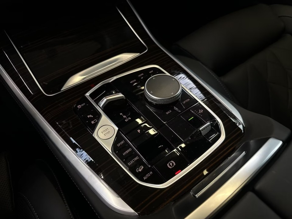 BMW X5 xDrive50e - foto 9