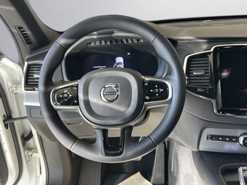 Volvo XC 90 Plus Dark AWD - foto 9