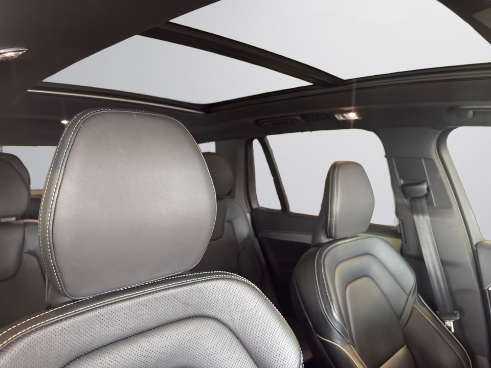Volvo XC 90 R Design - foto 11